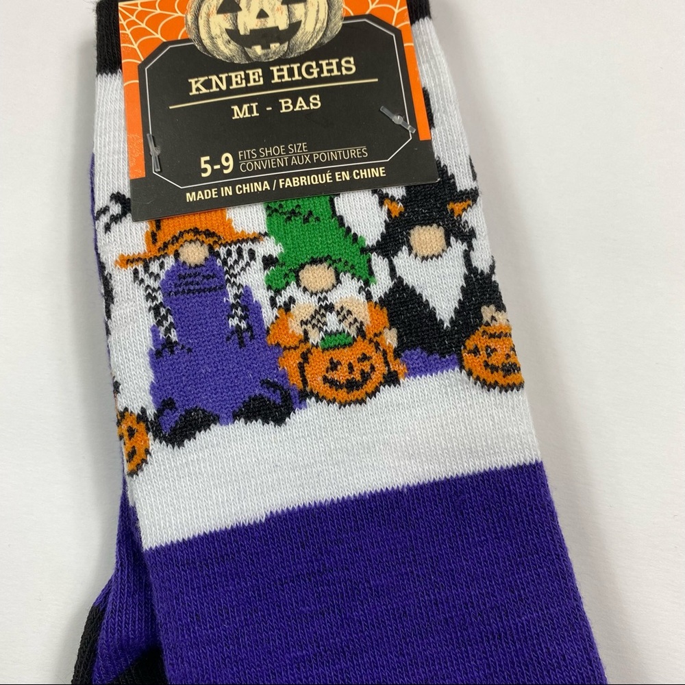 NWT Halloween Gnomes Knee Highs Socks Size 5-9